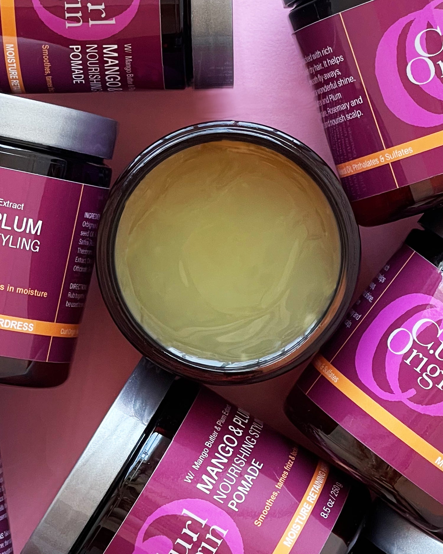 mango & plum nourishing styling pomade