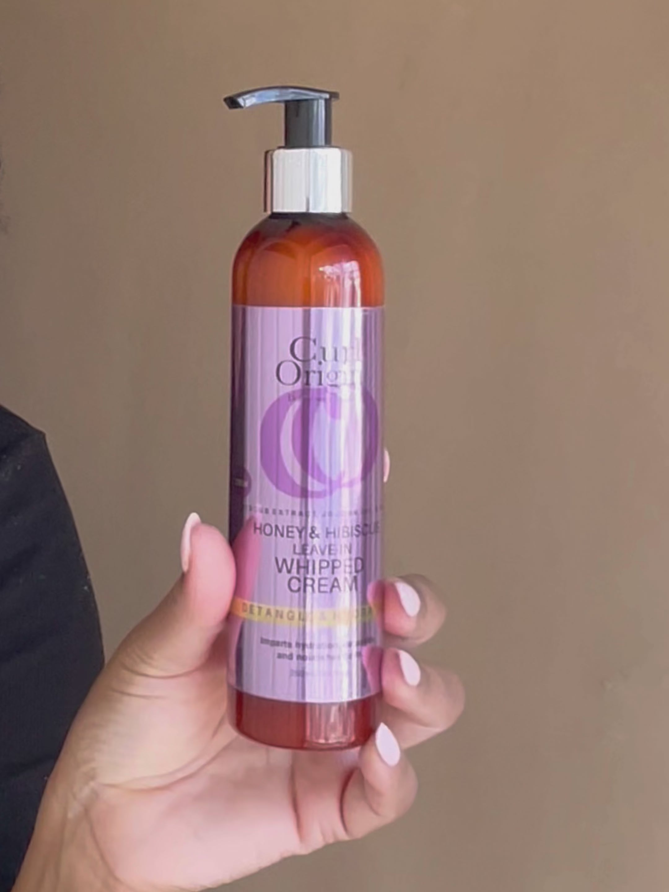 honey & hibiscus leave-in whipped cream