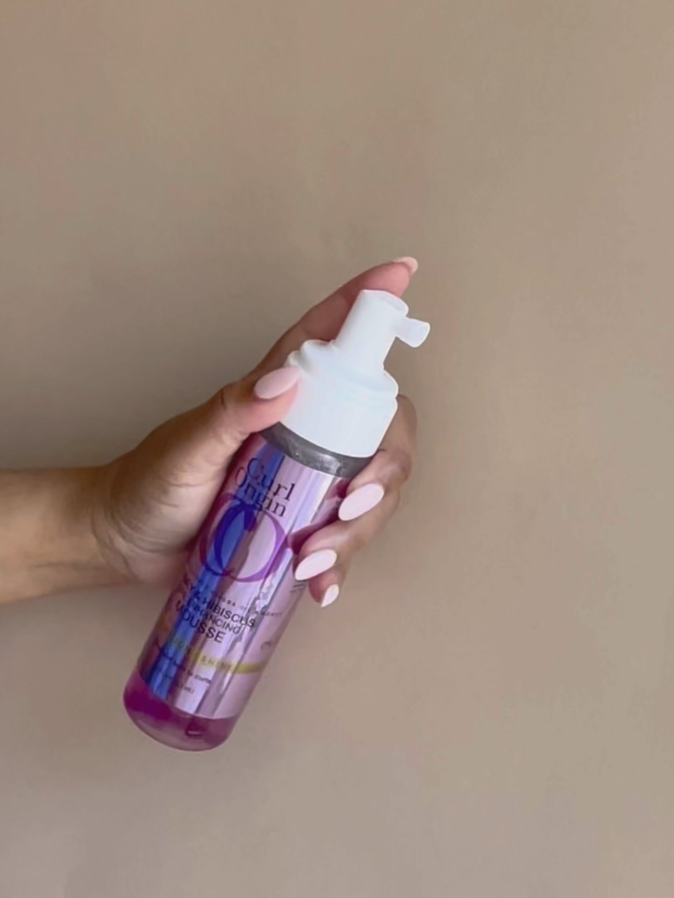 honey & hibiscus curl enhancing mousse